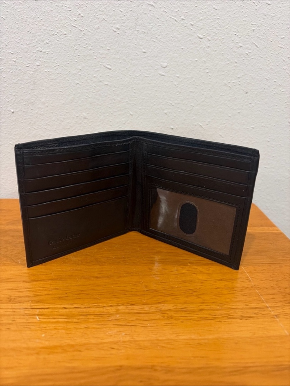 Paul & Taylor Mens Classic Bifold Handcrafted Leather Wallet Black W/Zipper Comp